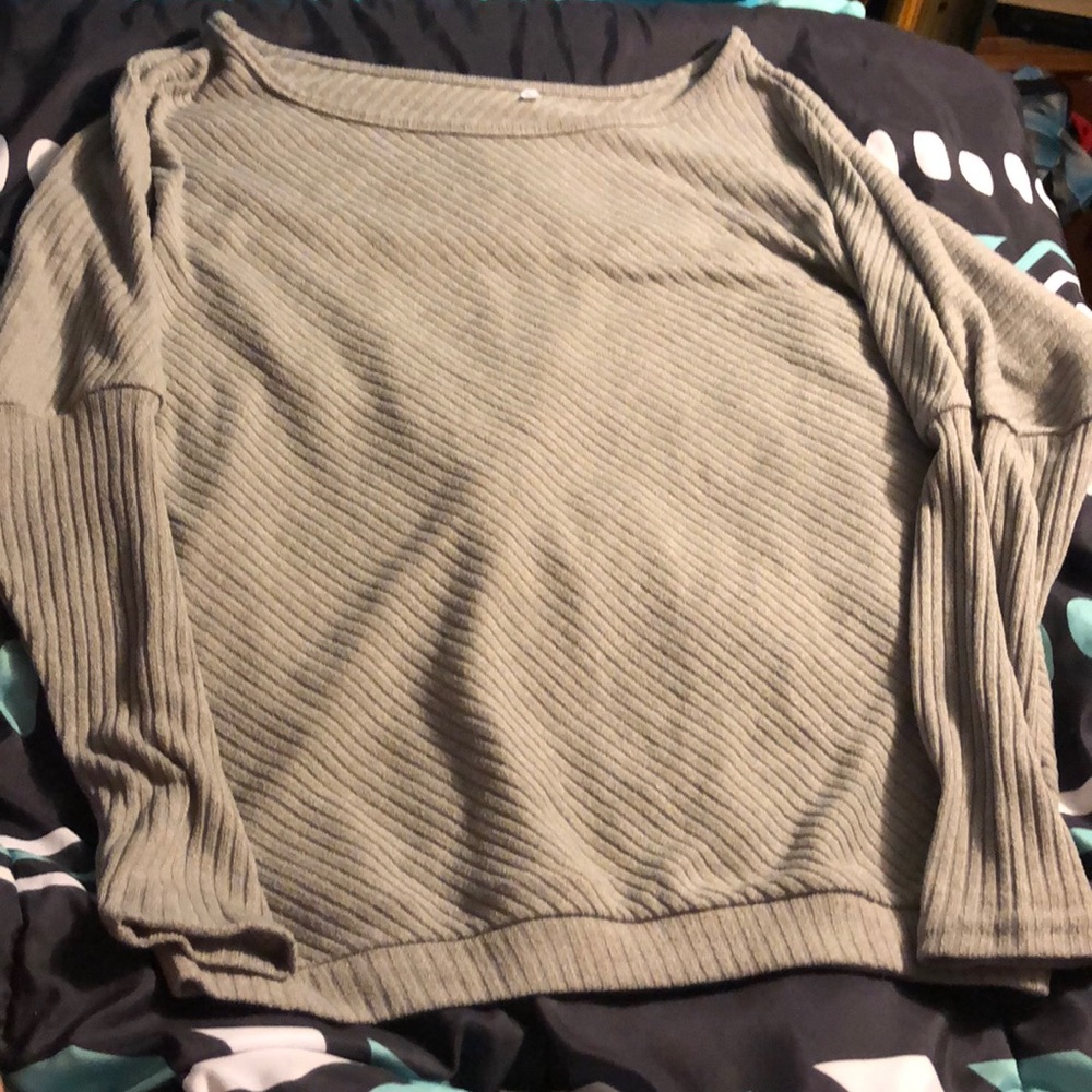 Grey sweater, only worn a few times